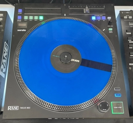 Rane Twelve MKII with Hard Case 2